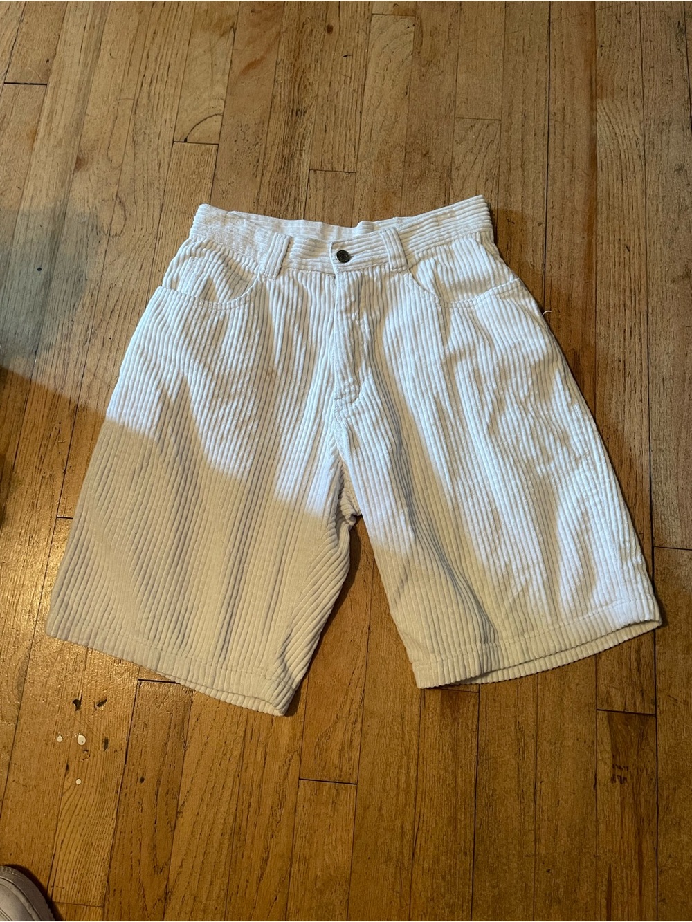 Billabong White Corduroy Flat Front Men's Shorts
